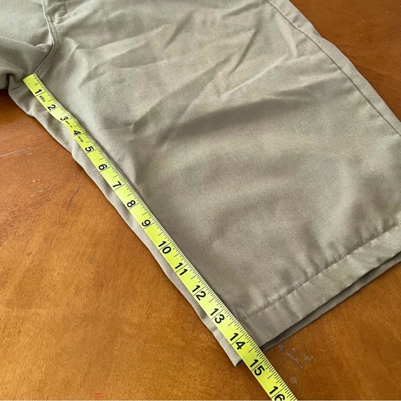 DICKIES Flat Front Men’s Khaki Bermuda Twill Work Shorts size 36 Length 14.5” - Picture 7 of 8